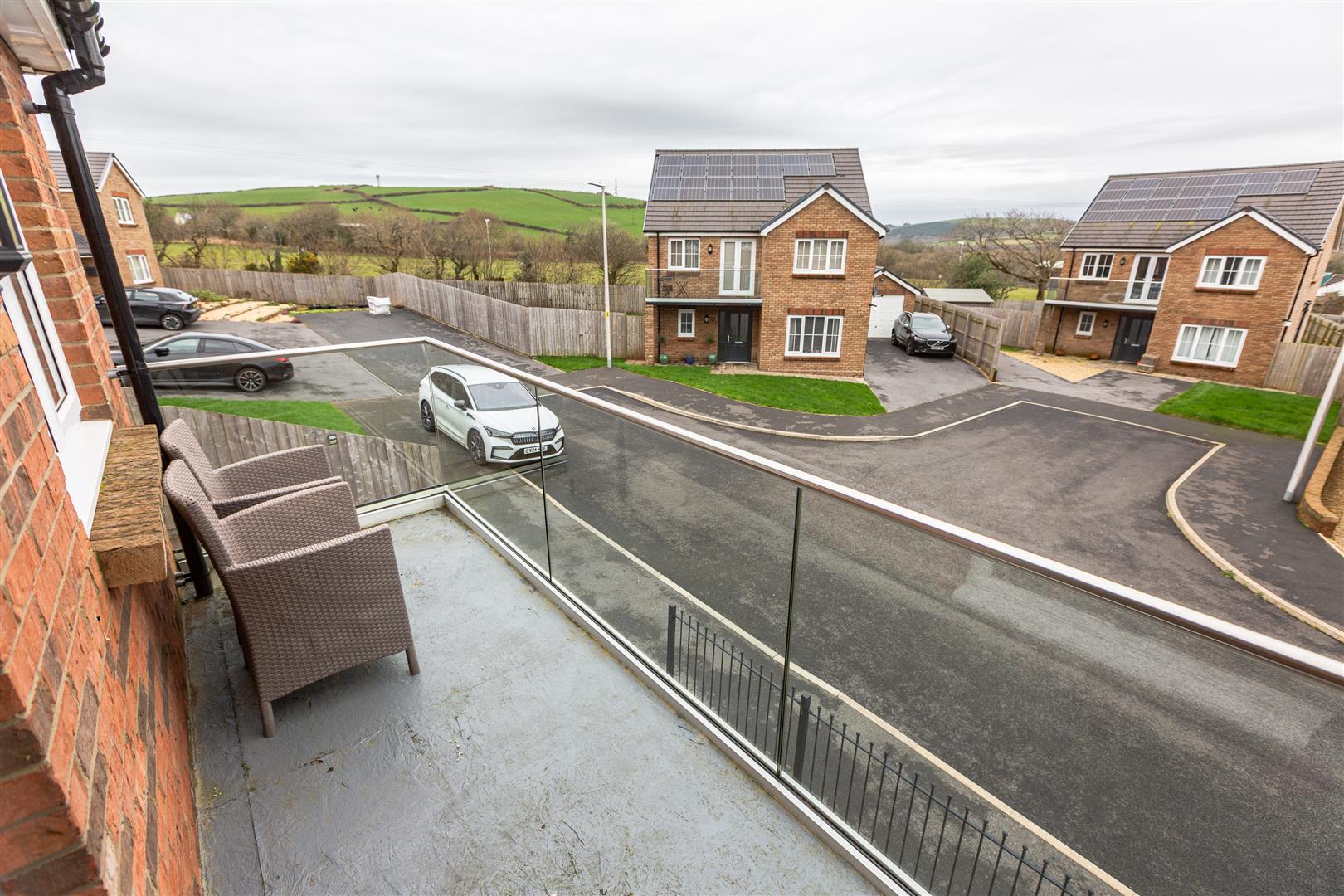 Clos Clemment, Five Roads, Llanelli, SA15 5YQ